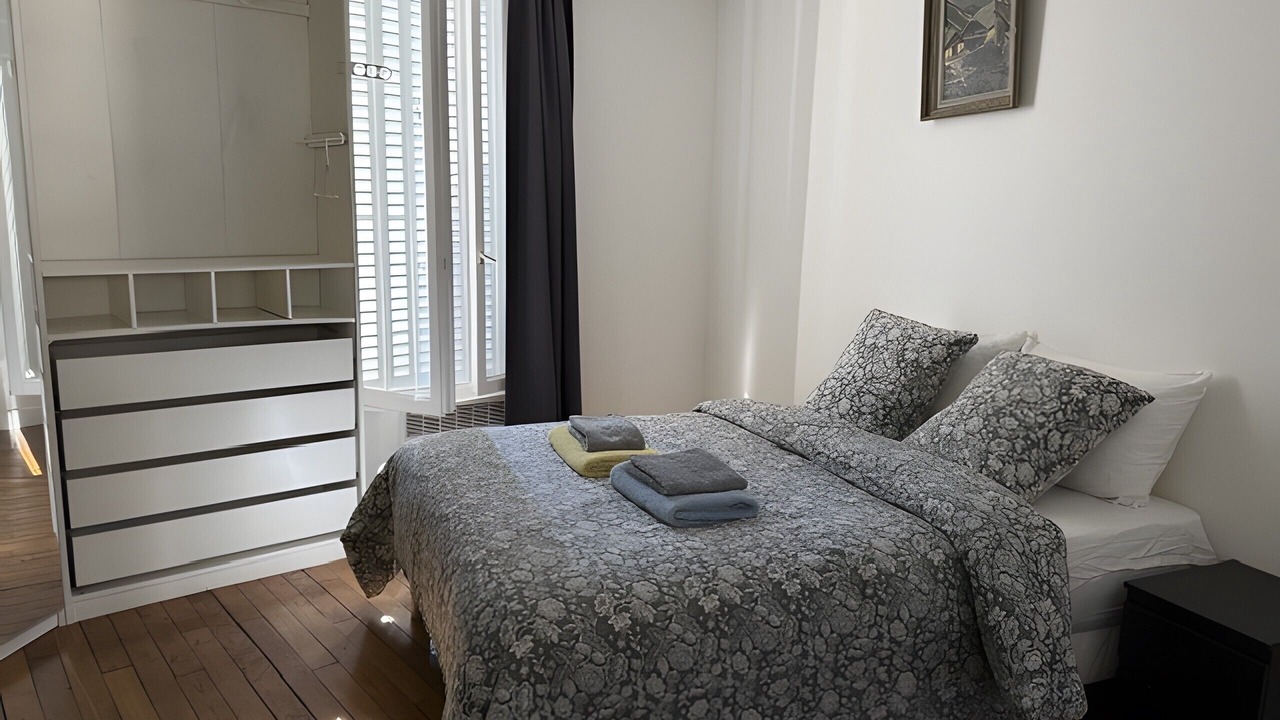 Photo of Bedroom in Drancy Centre