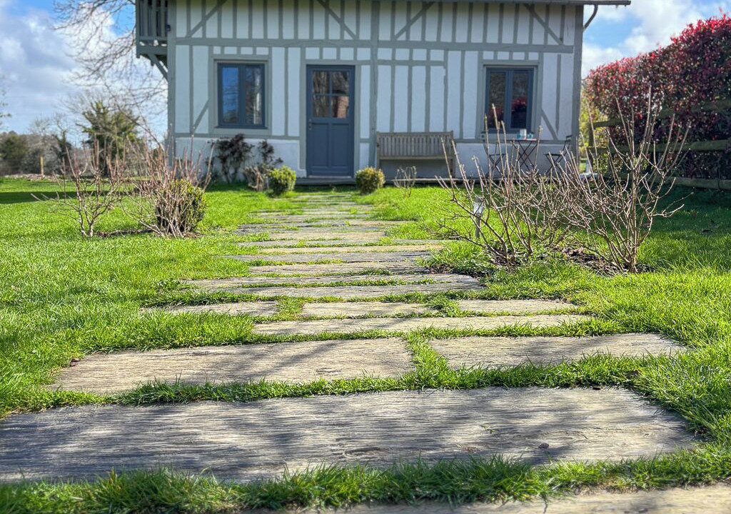 Photo of Outdoor in Manneville-la-Raoult
