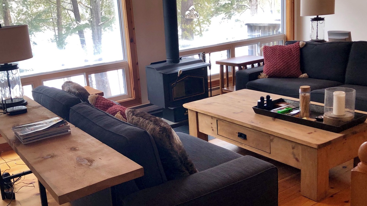 Photo of Livingroom in Magnetawan