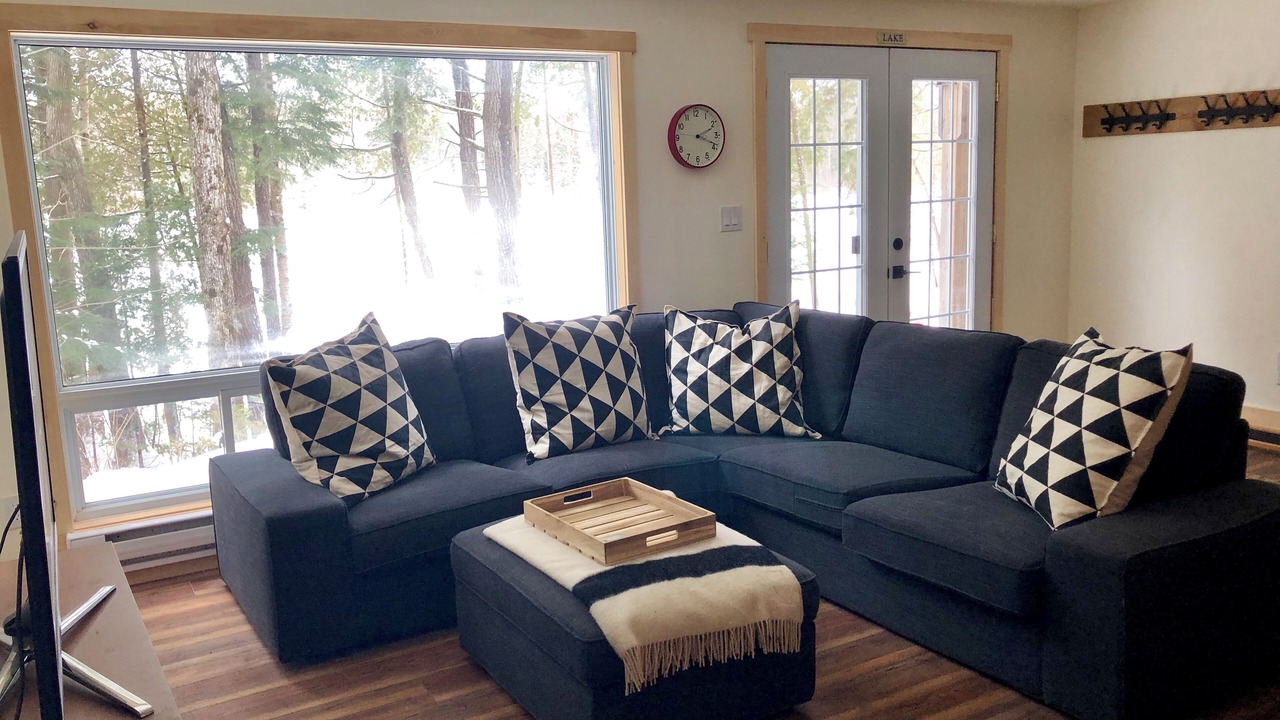 Photo of Livingroom in Magnetawan