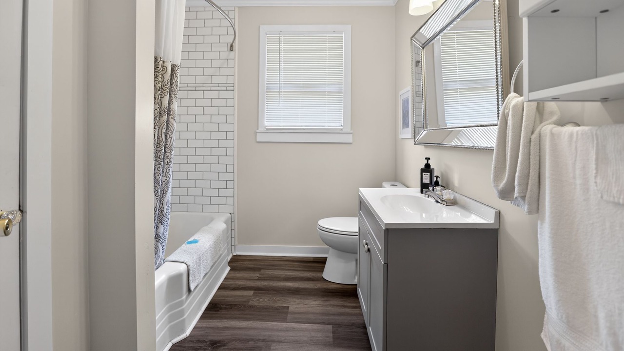 Photo of Bathroom in Grove Hill