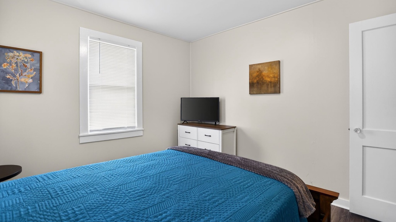 Photo of Bedroom in Grove Hill