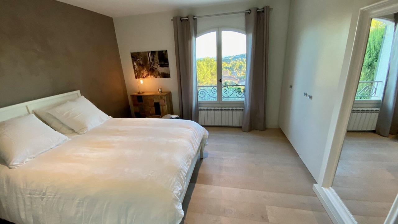 Photo of Bedroom in Villeneuve-les-Avignon