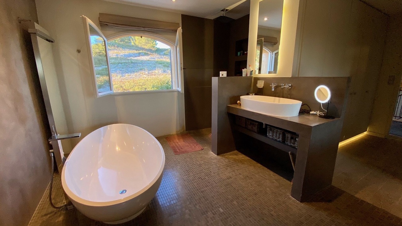 Photo of Bathroom in Villeneuve-les-Avignon