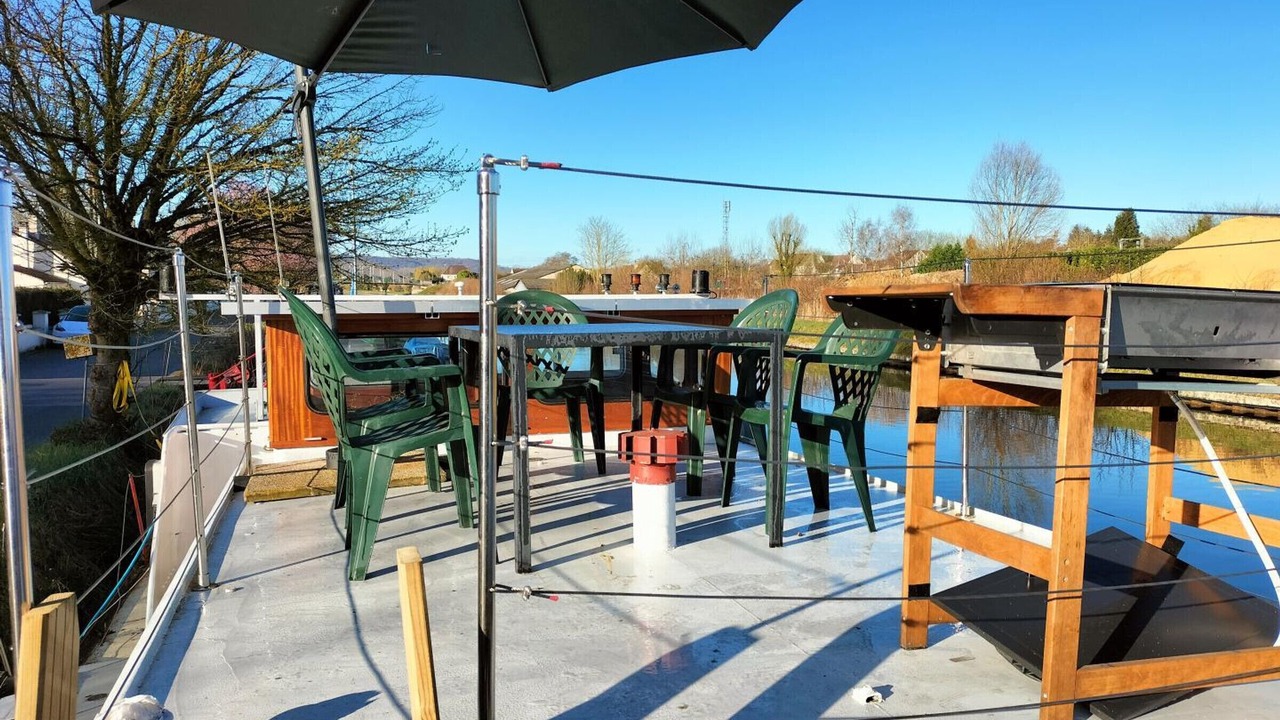 Photo of Outdoor in Thourotte