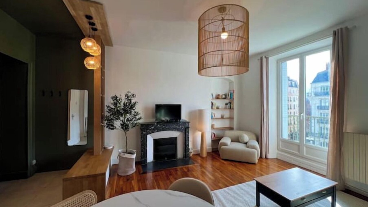 Photo of Livingroom in Grenoble City Centre