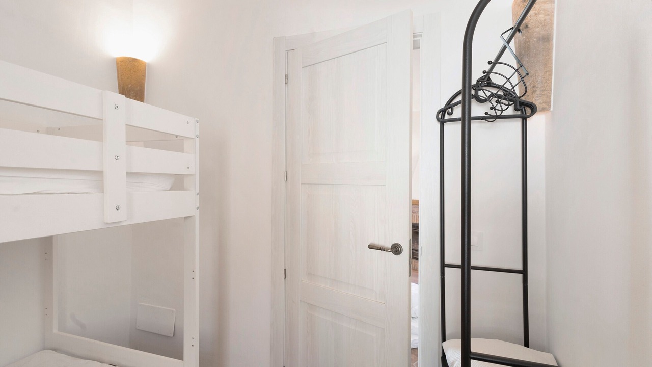 Photo of Bedroom in Pals