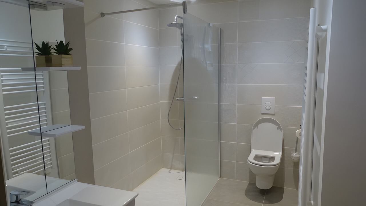 Photo of Bathroom in Villecomtal