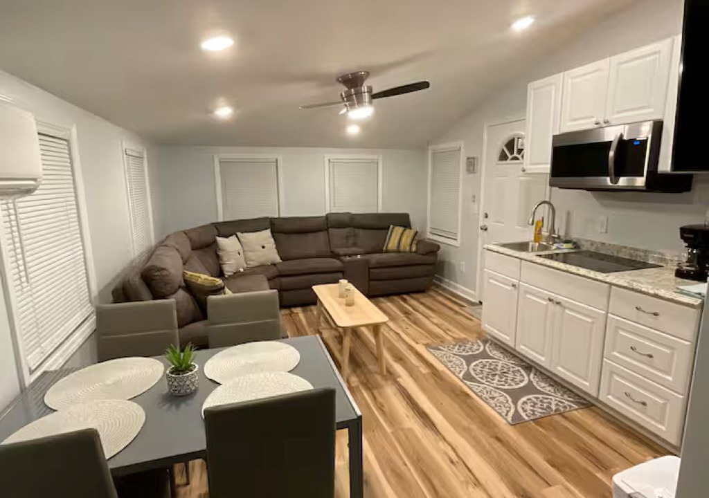 Photo of Livingroom in Youngsville