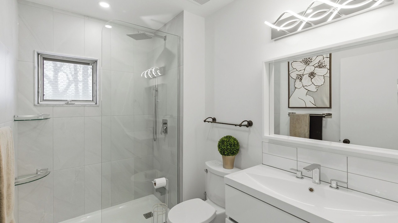 Photo of Bathroom in Port Colborne