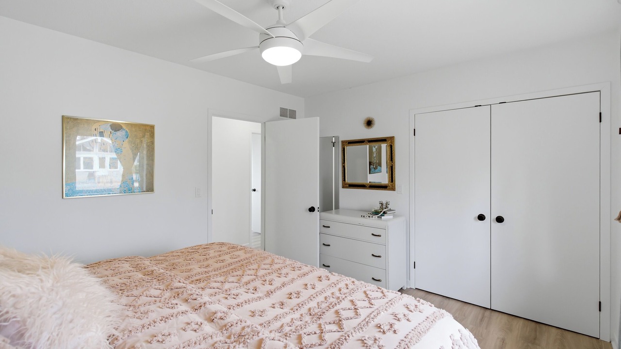 Photo of Bedroom in Port Colborne