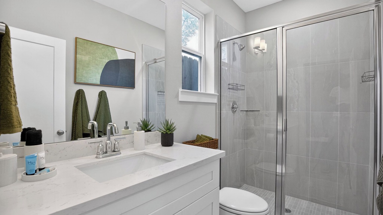 Photo of Bathroom in East Downtown Houston