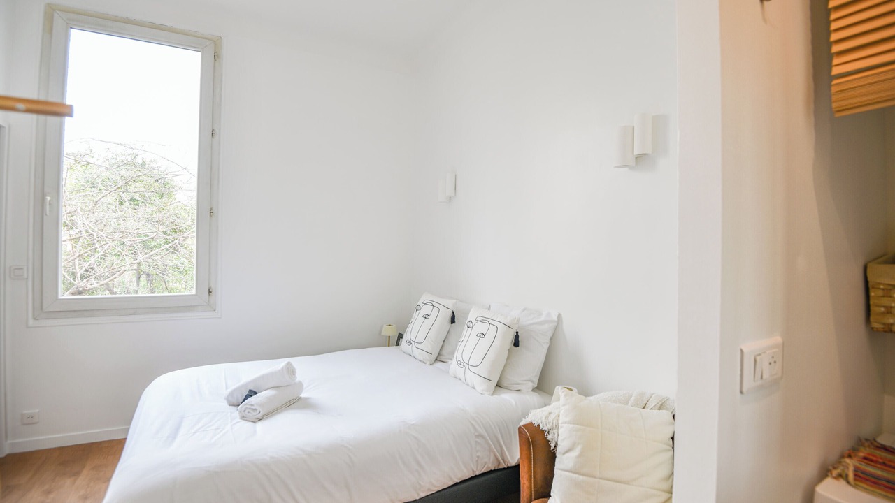 Photo of Bedroom in Saint-Lambert