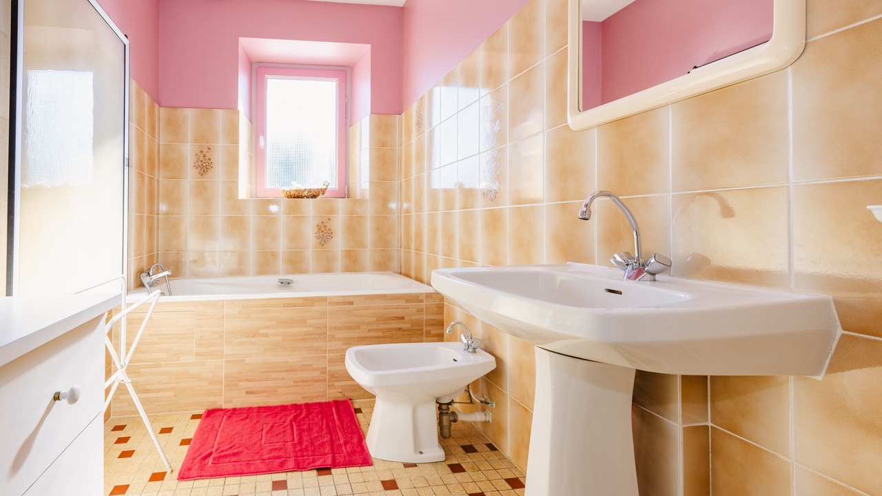 Photo of Bathroom in Plesder