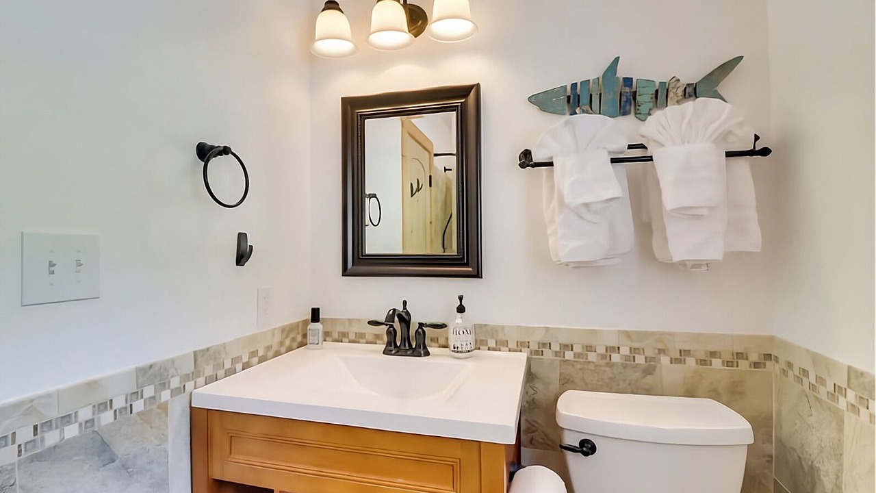 Photo of Bathroom in Louisa