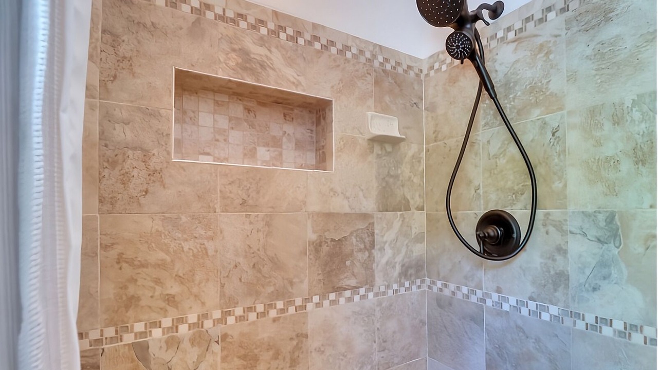 Photo of Bathroom in Louisa