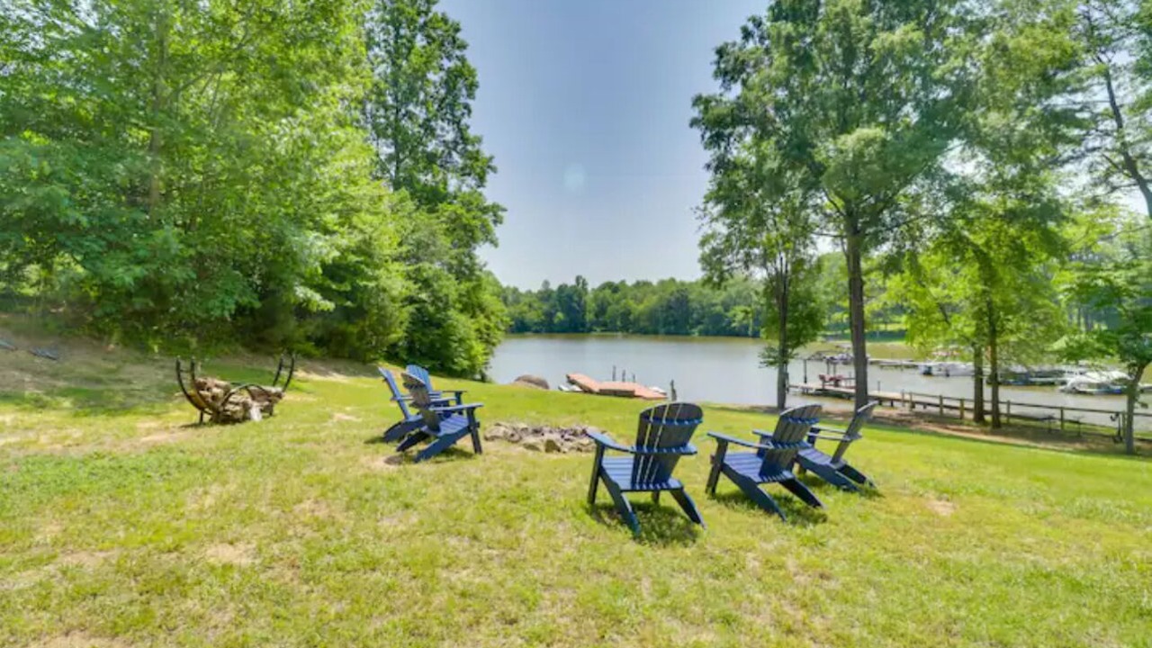 Photo of Outdoor in Louisa