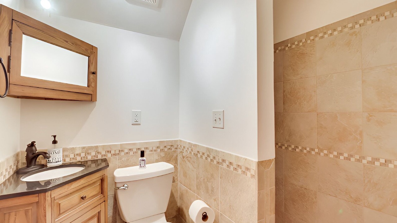 Photo of Bathroom in Louisa