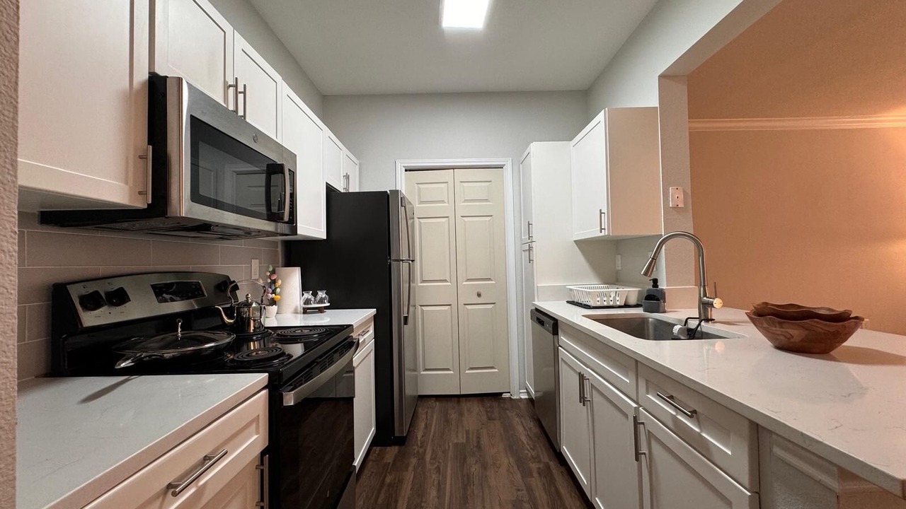 Photo of Kitchen in Energy Corridor