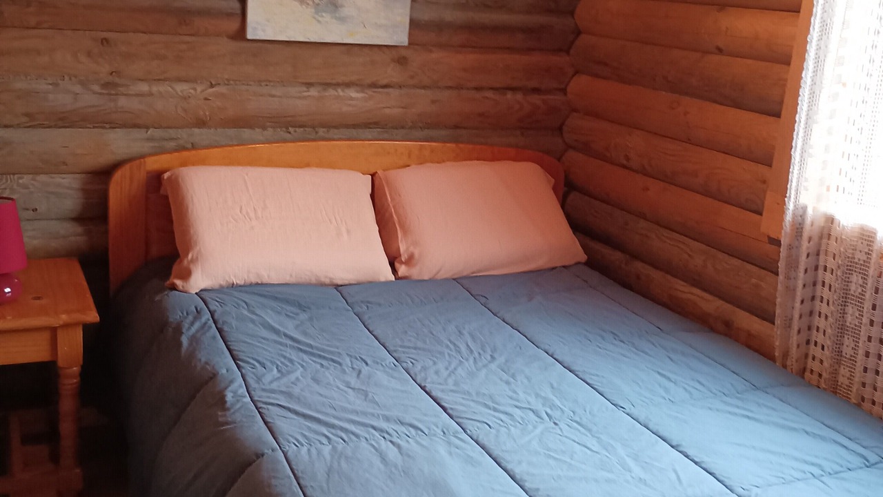 Photo of Bedroom in Saint-Julien-de-Mailloc