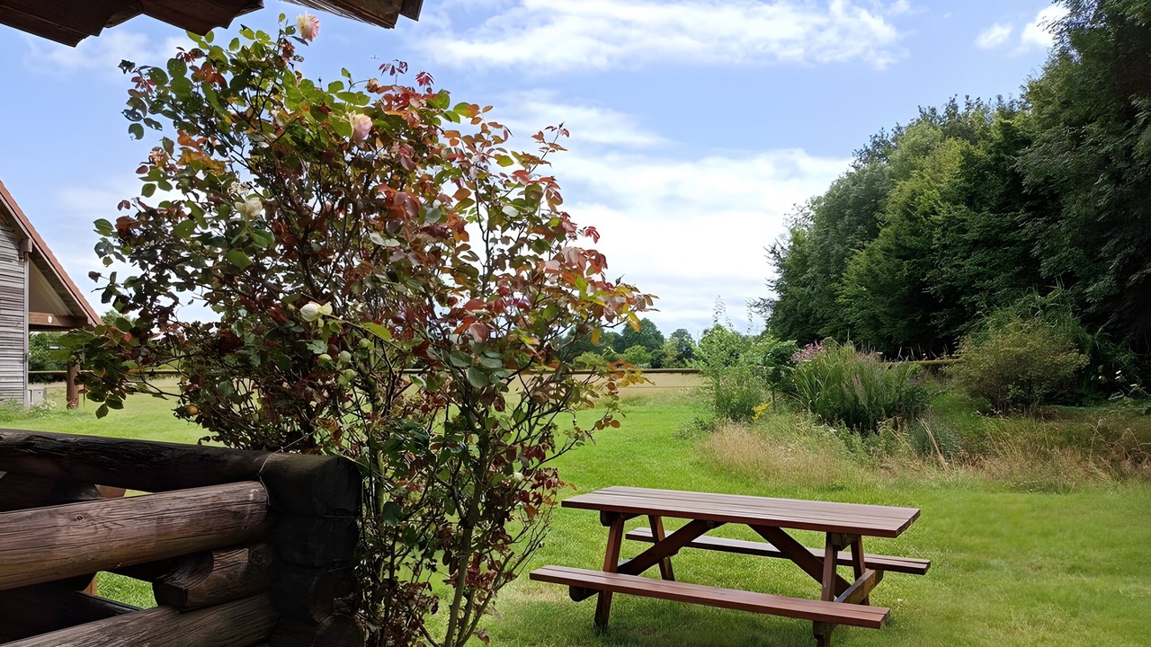 Photo of Outdoor in Saint-Julien-de-Mailloc