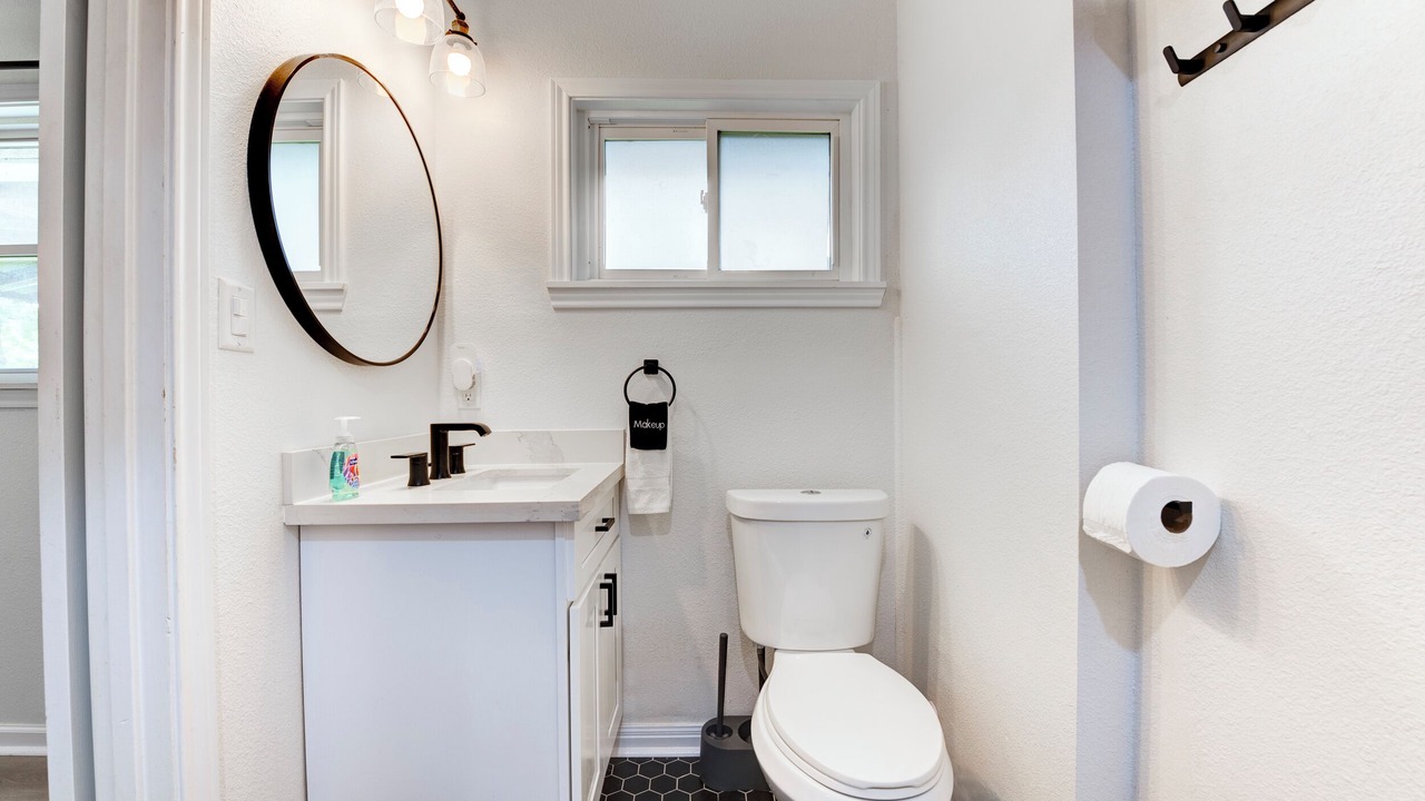 Photo of Bathroom in Spring Branch West