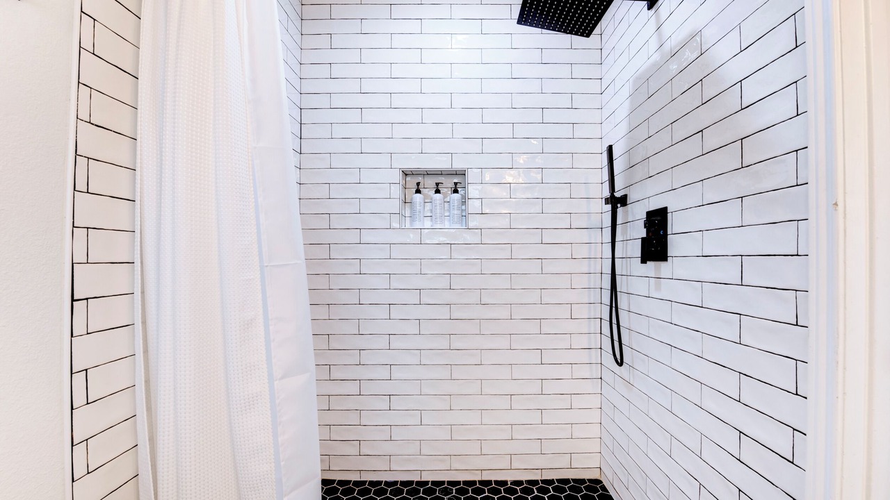 Photo of Bathroom in Spring Branch West