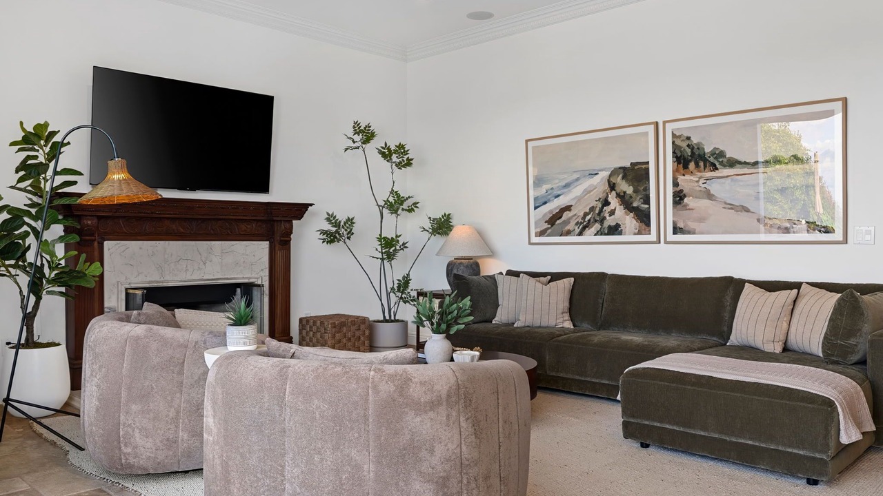 Photo of Livingroom in North Pacific Beach