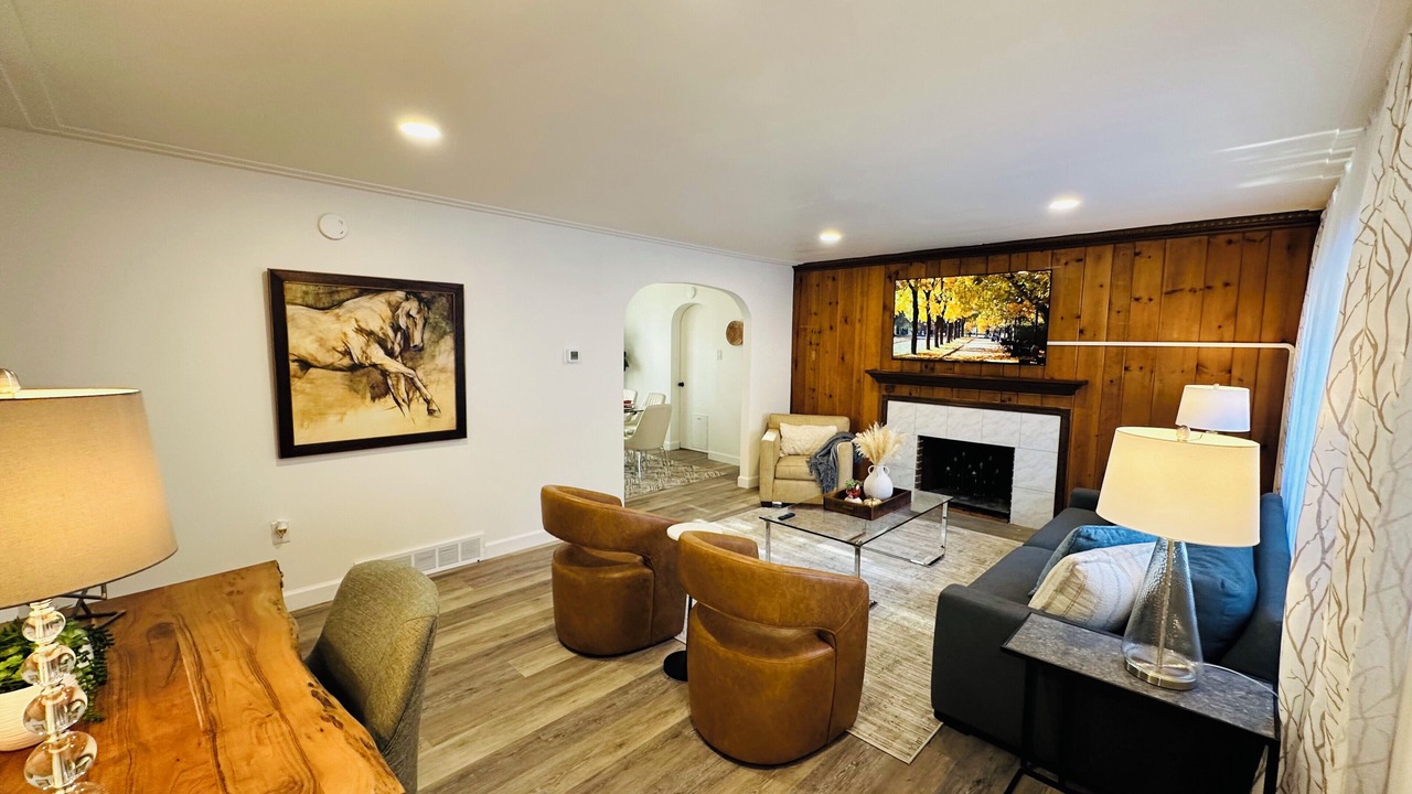 Photo of Livingroom in West Goshen