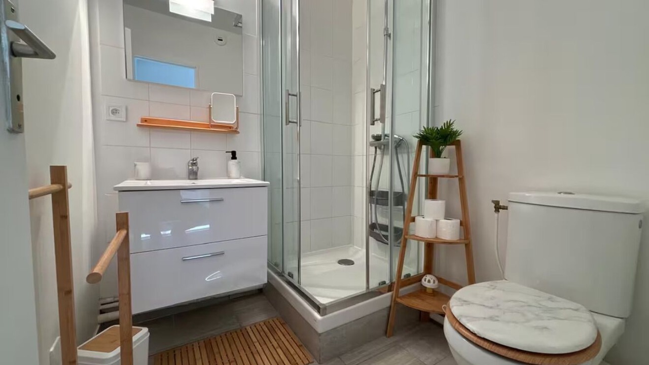 Photo of Bathroom in Milly-la-Foret