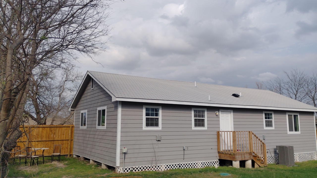 Photo of Outdoor in McNeil