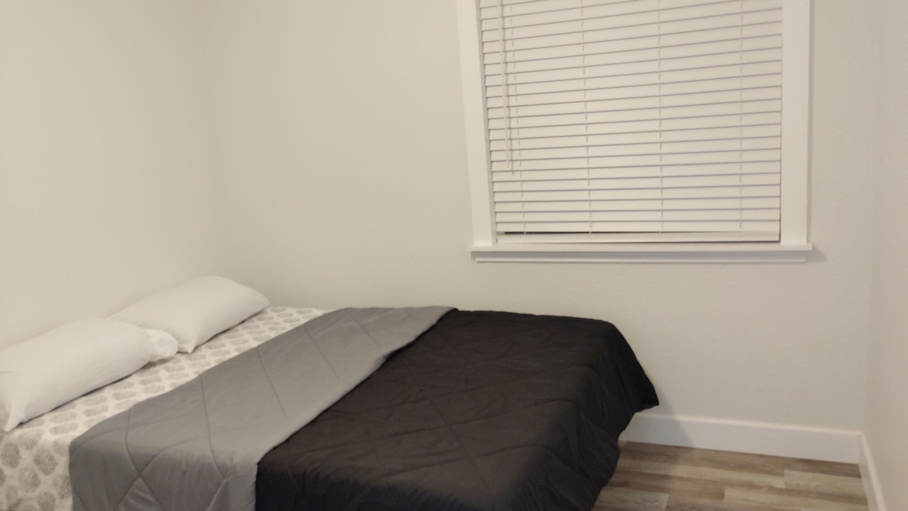 Photo of Bedroom in McNeil
