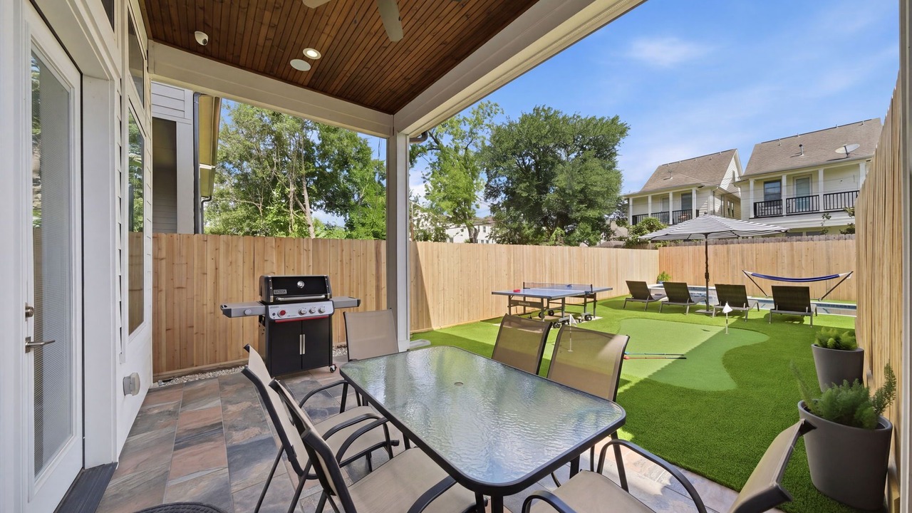 Photo of Outdoor in Shady Acres