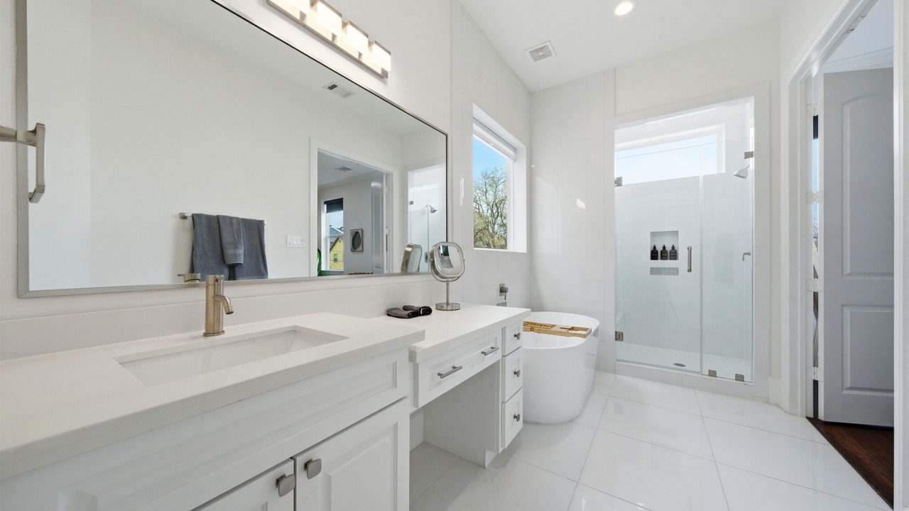 Photo of Bathroom in Shady Acres