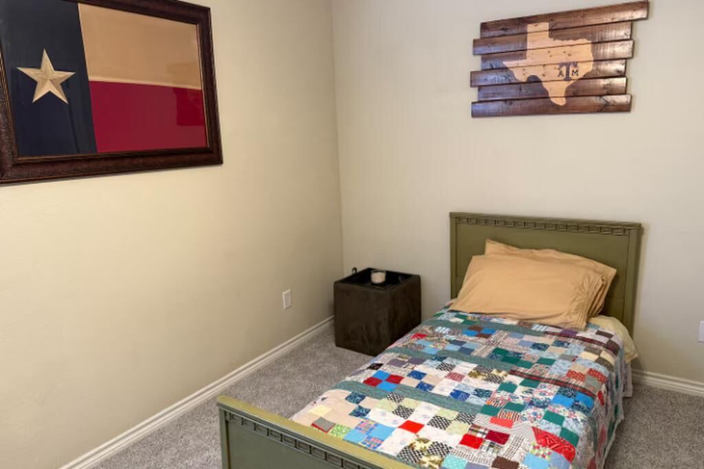 Photo of Bedroom in Wellborn