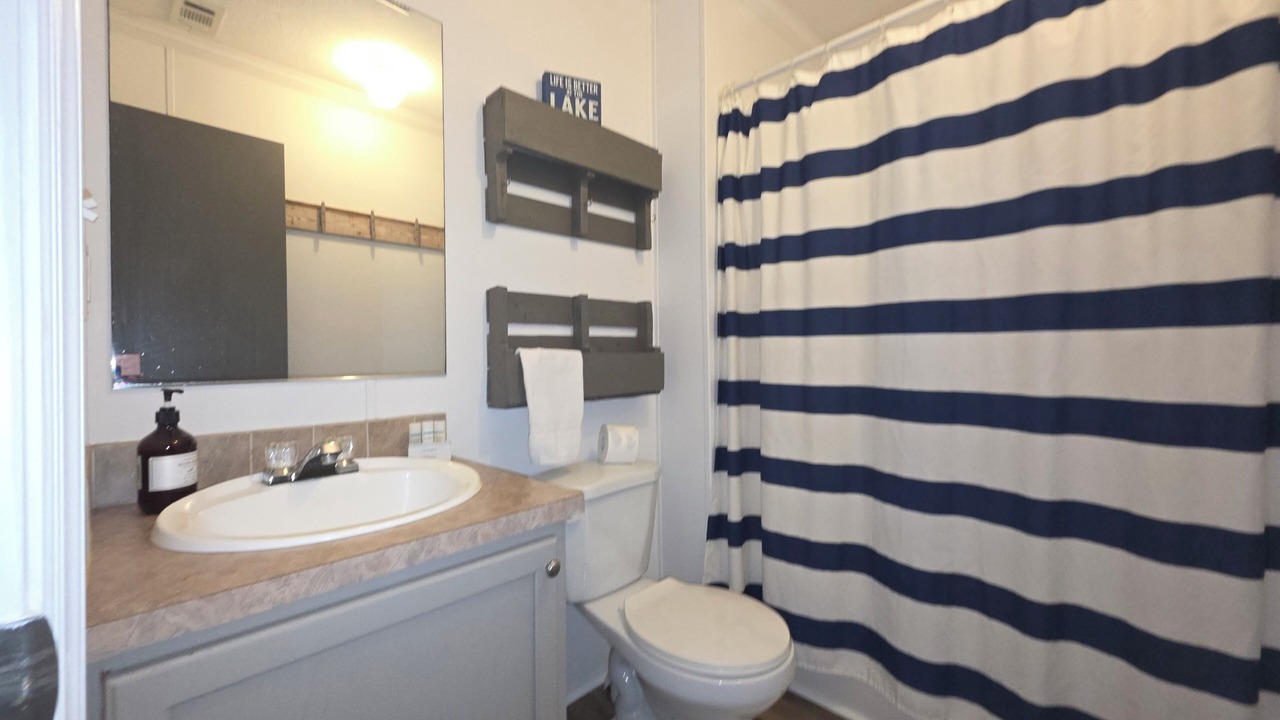 Photo of Bathroom in Abbeville