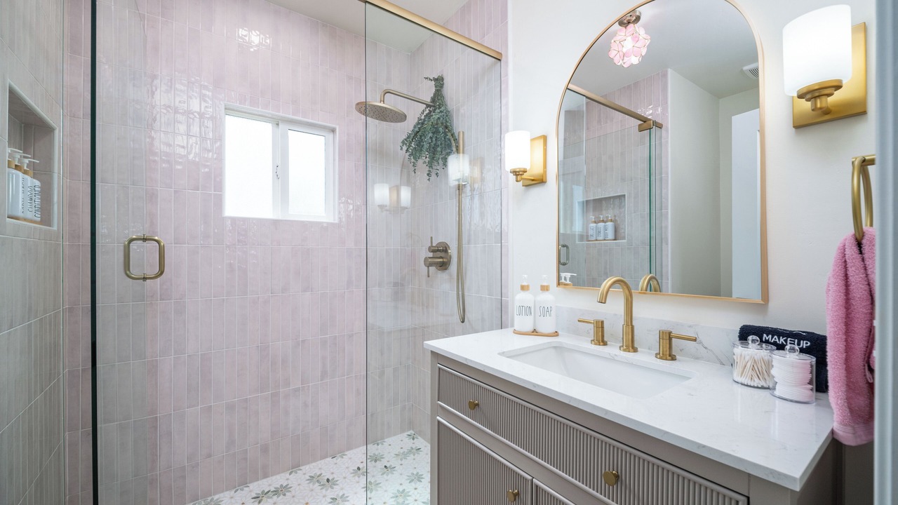 Photo of Bathroom in El Centro