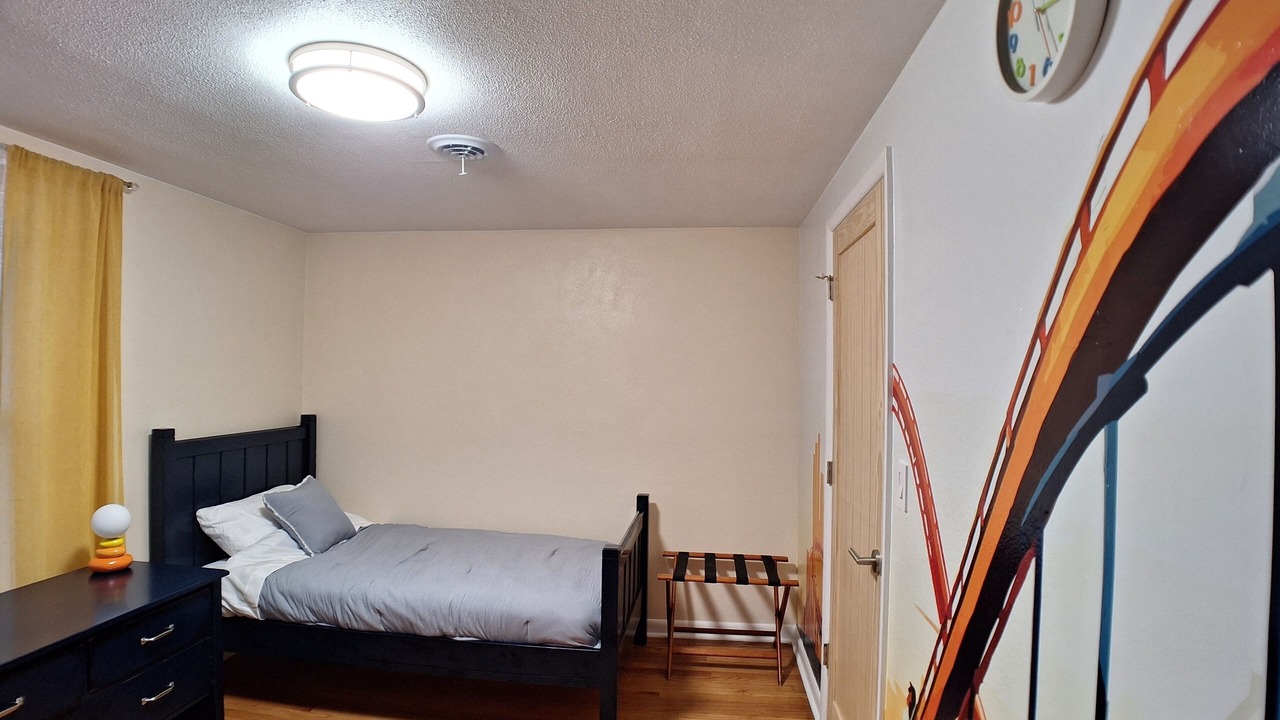 Photo of Bedroom in Gurnee