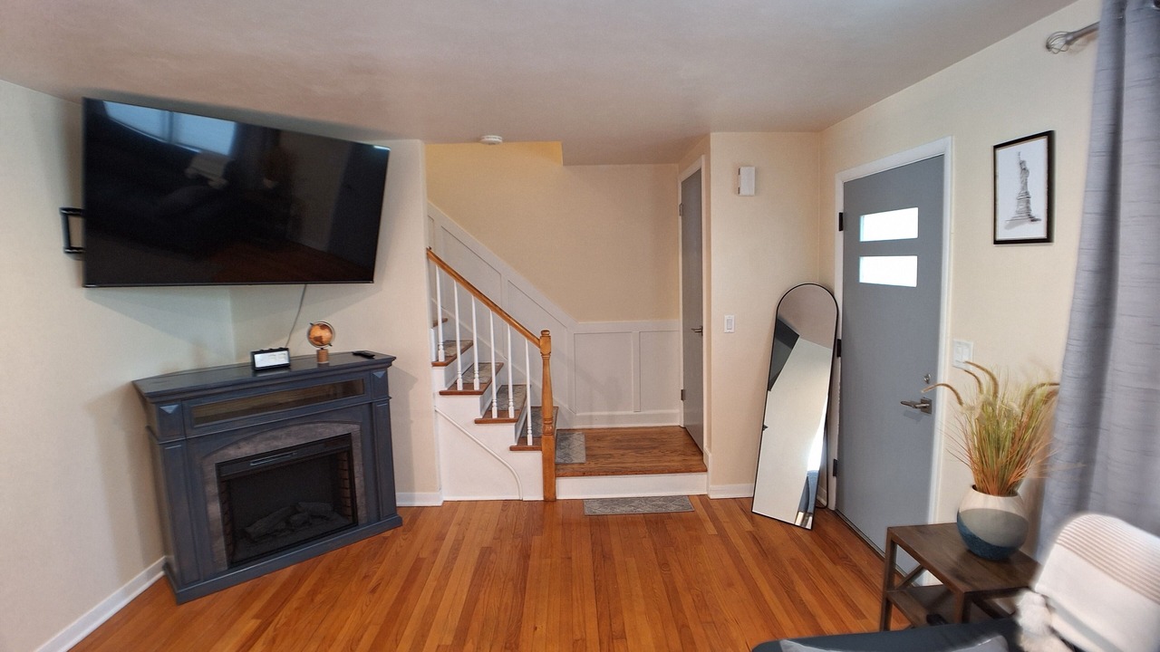 Photo of Livingroom in Gurnee