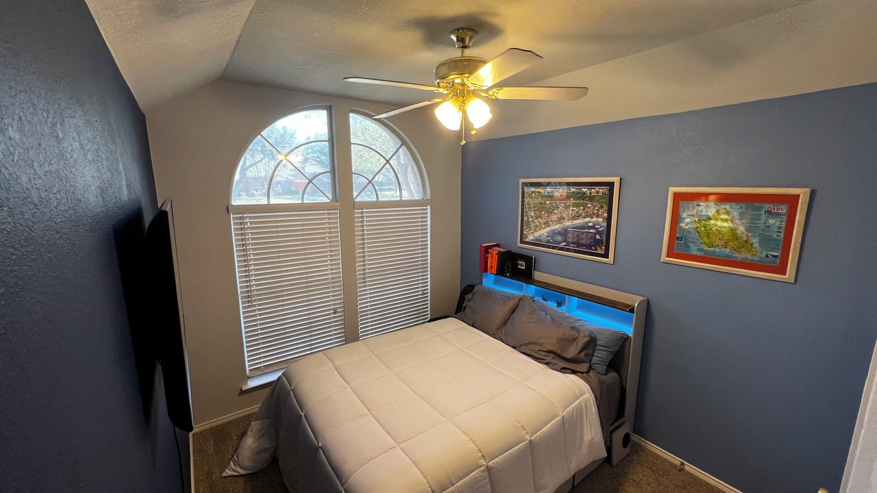 Photo of Bedroom in Valley Ranch