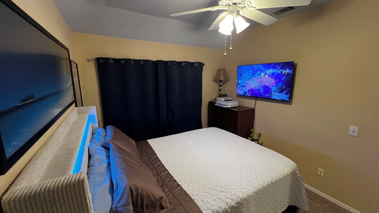 Photo of Bedroom in Valley Ranch