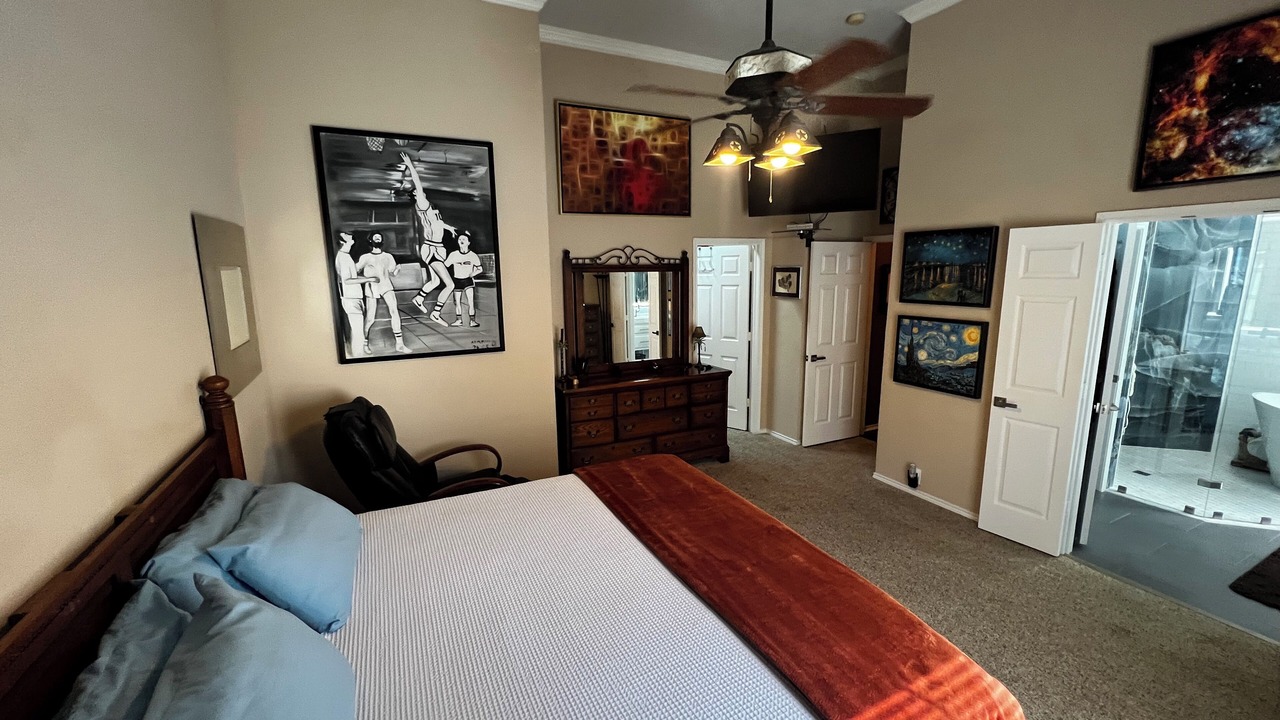 Photo of Bedroom in Valley Ranch