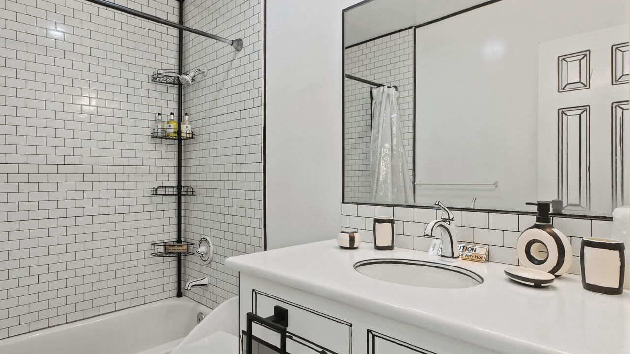 Photo of Bathroom in North Long Beach