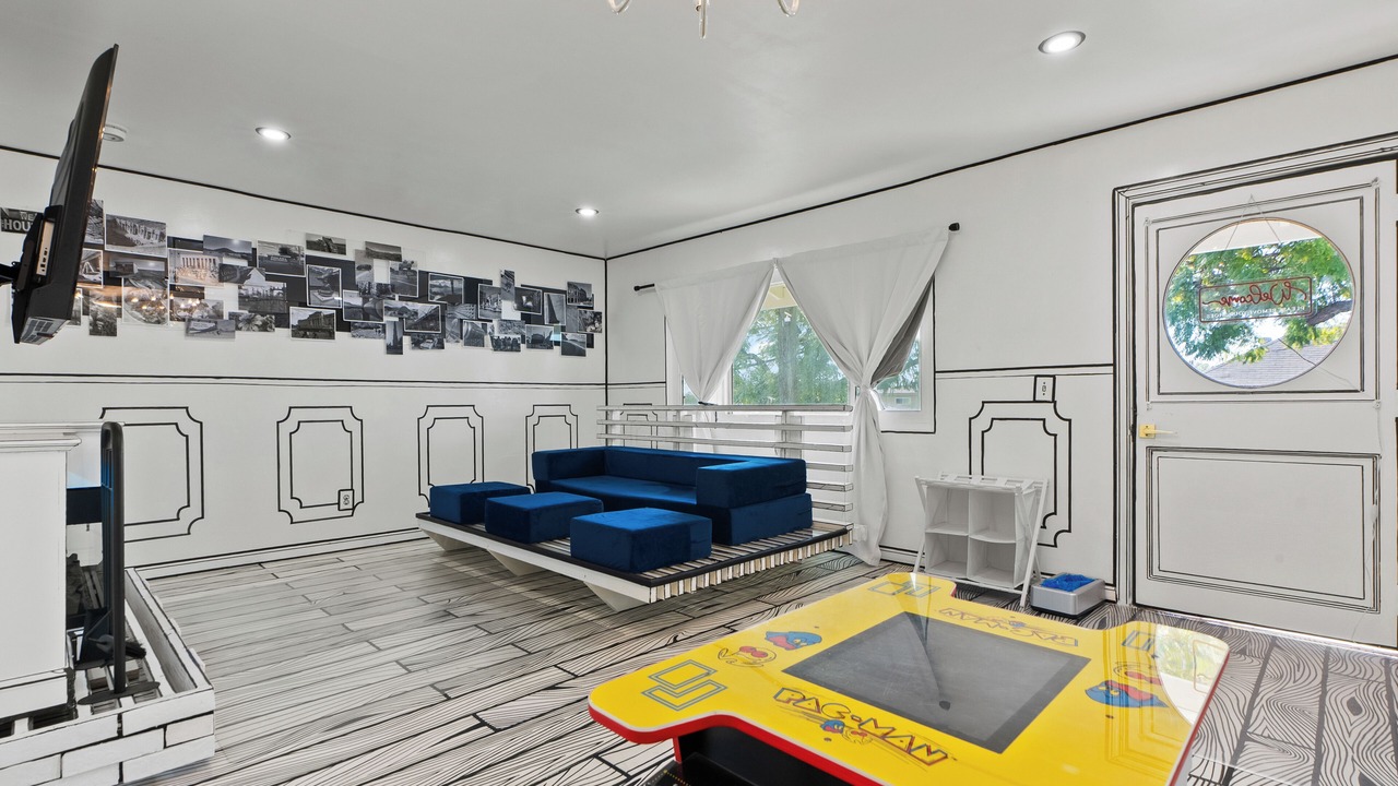 Photo of Bedroom in North Long Beach