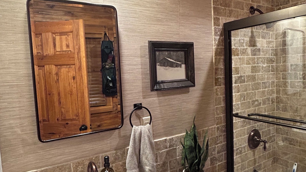 Photo of Bathroom in Swain