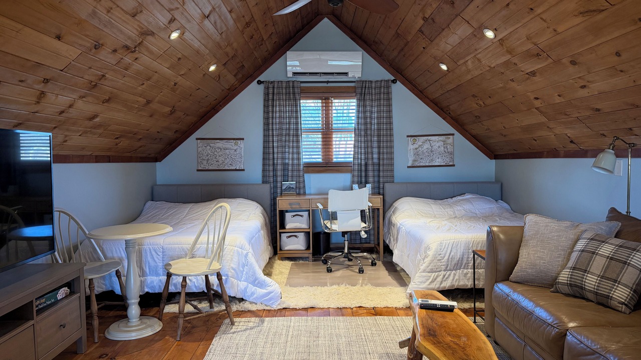 Photo of Bedroom in Swain