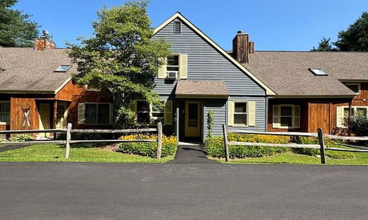 Photo of Outdoor in Hancock