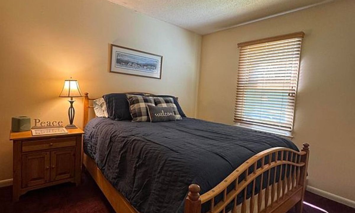 Photo of Bedroom in Hancock