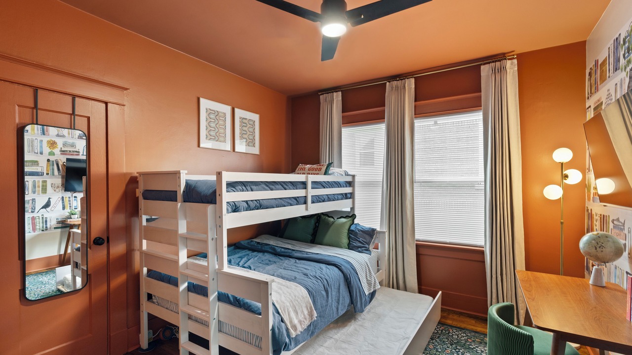 Photo of Bedroom in Midtown