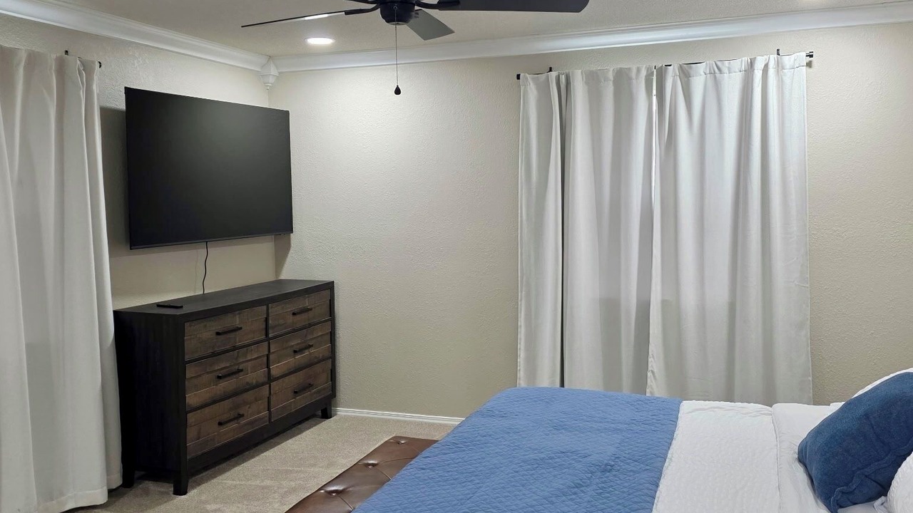 Photo of Bedroom in Evening Shade